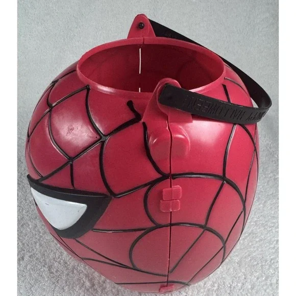 Retro Original Spider-Man Folding Happy Halloween Candy Pail Bucket 2006 MARVEL - Picture 3 of 11